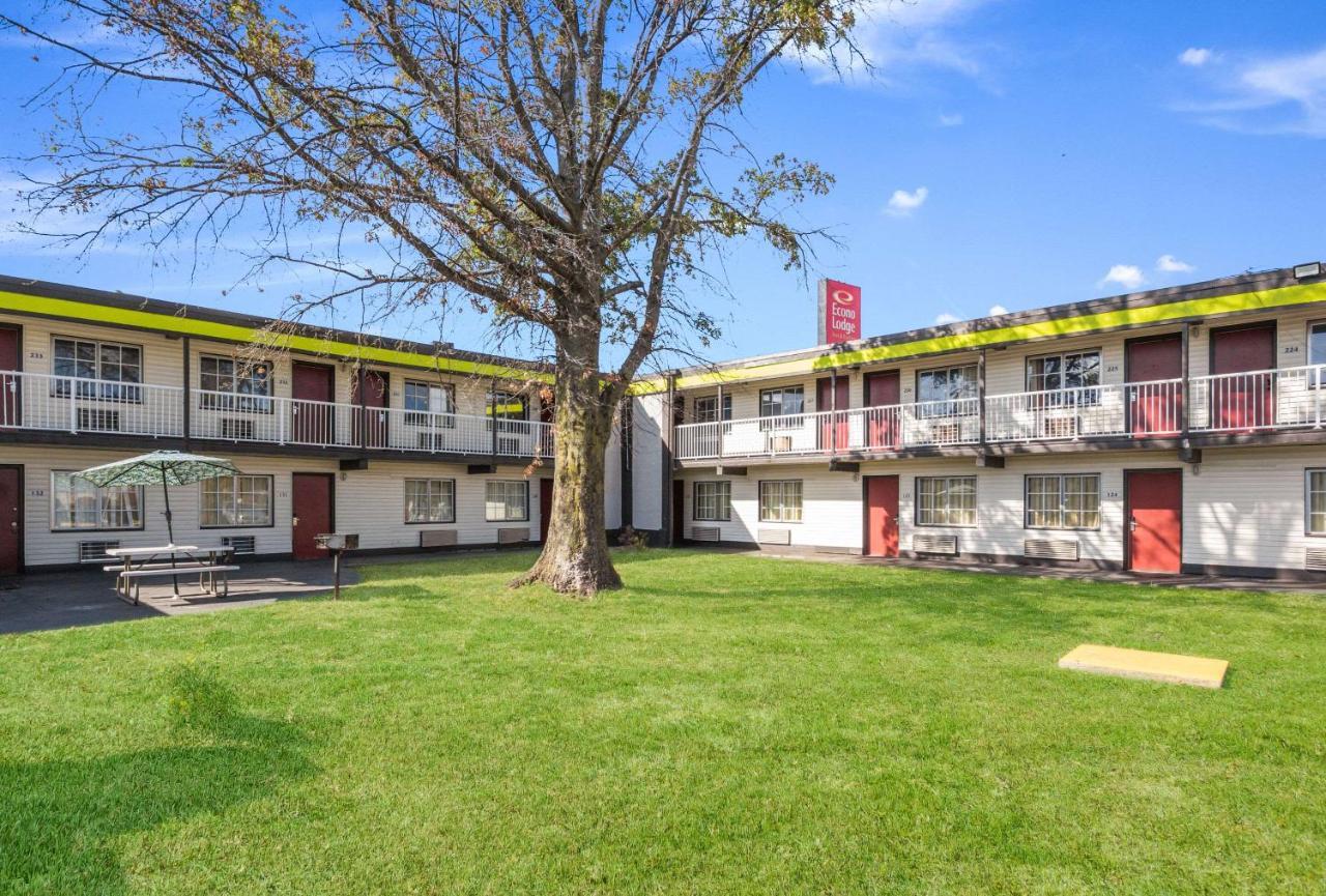 Econo Lodge Inn & Suites テレ・ホート エクステリア 写真