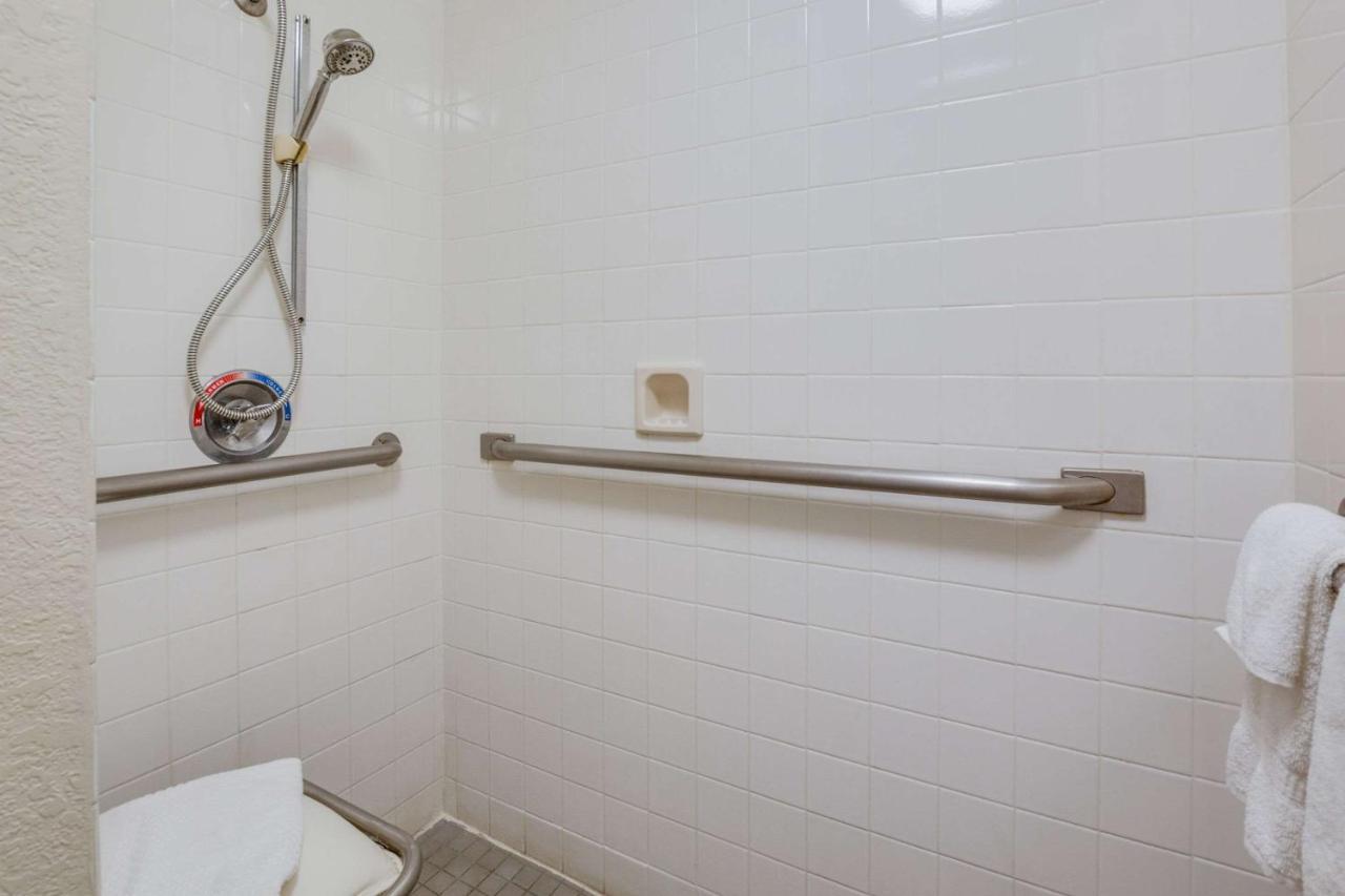 Econo Lodge Inn & Suites テレ・ホート エクステリア 写真